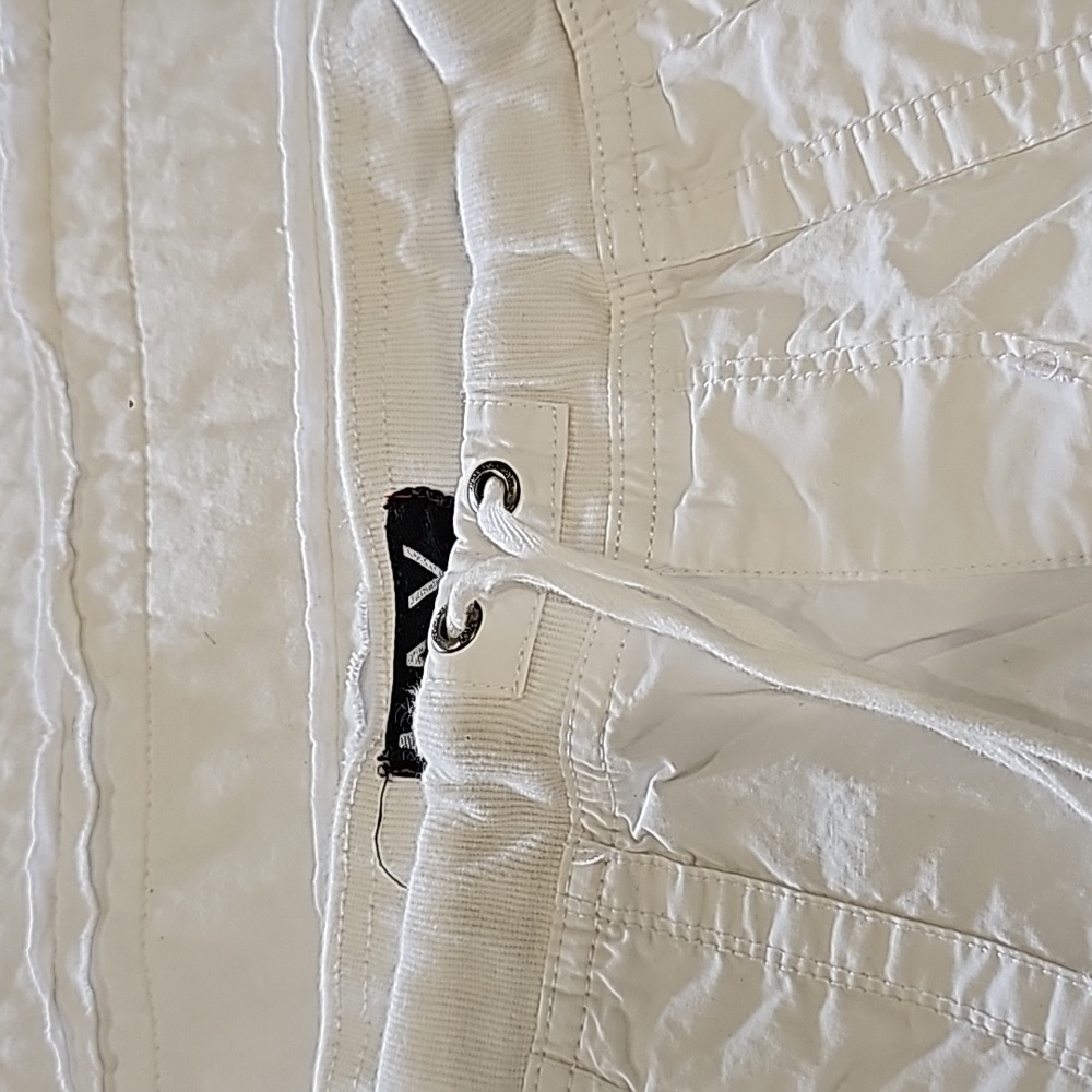 Capris - Picture 2 of 6